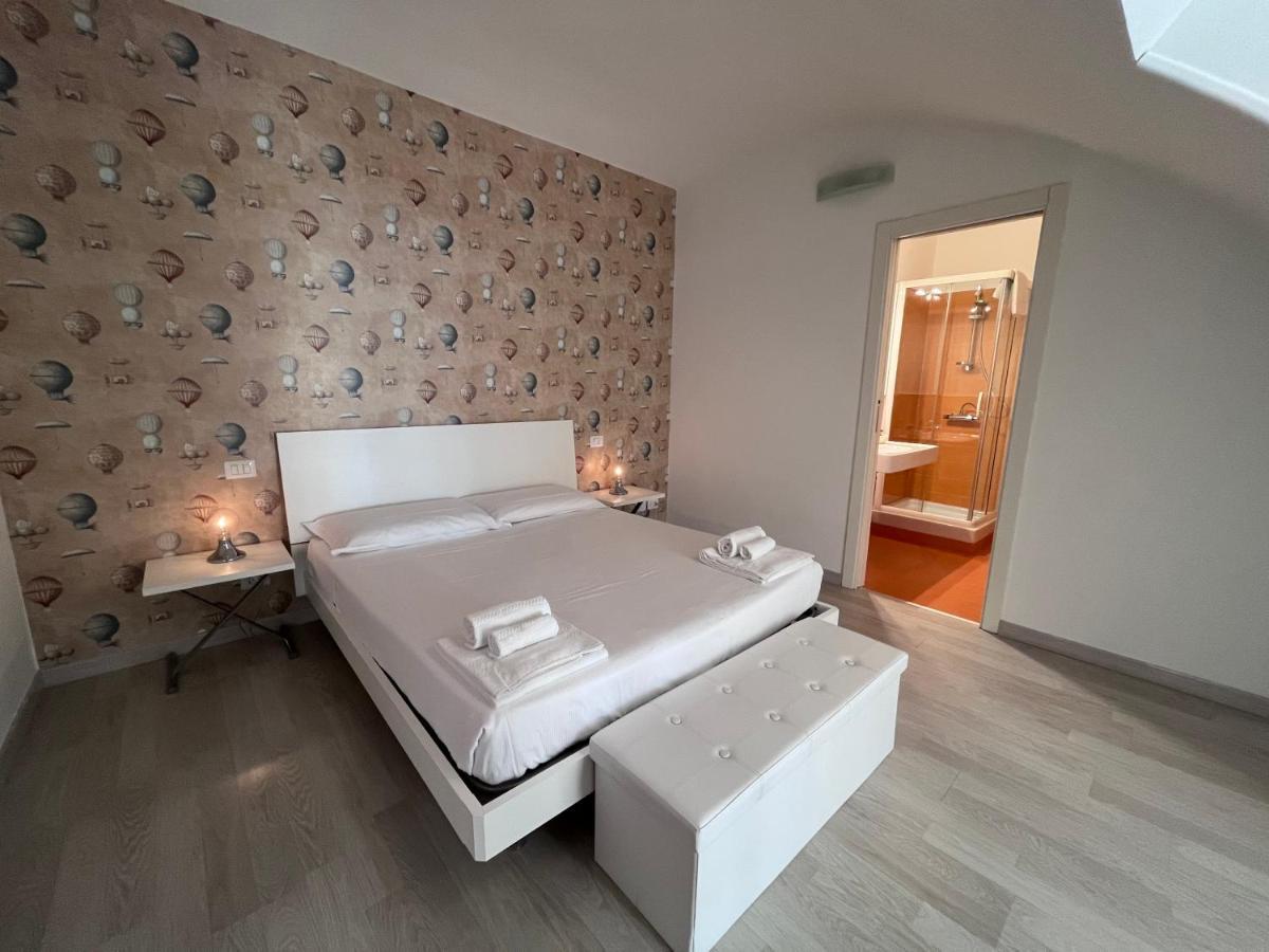 Il Giramondo Suite&Room Self Check-In มาเตรา ภายนอก รูปภาพ