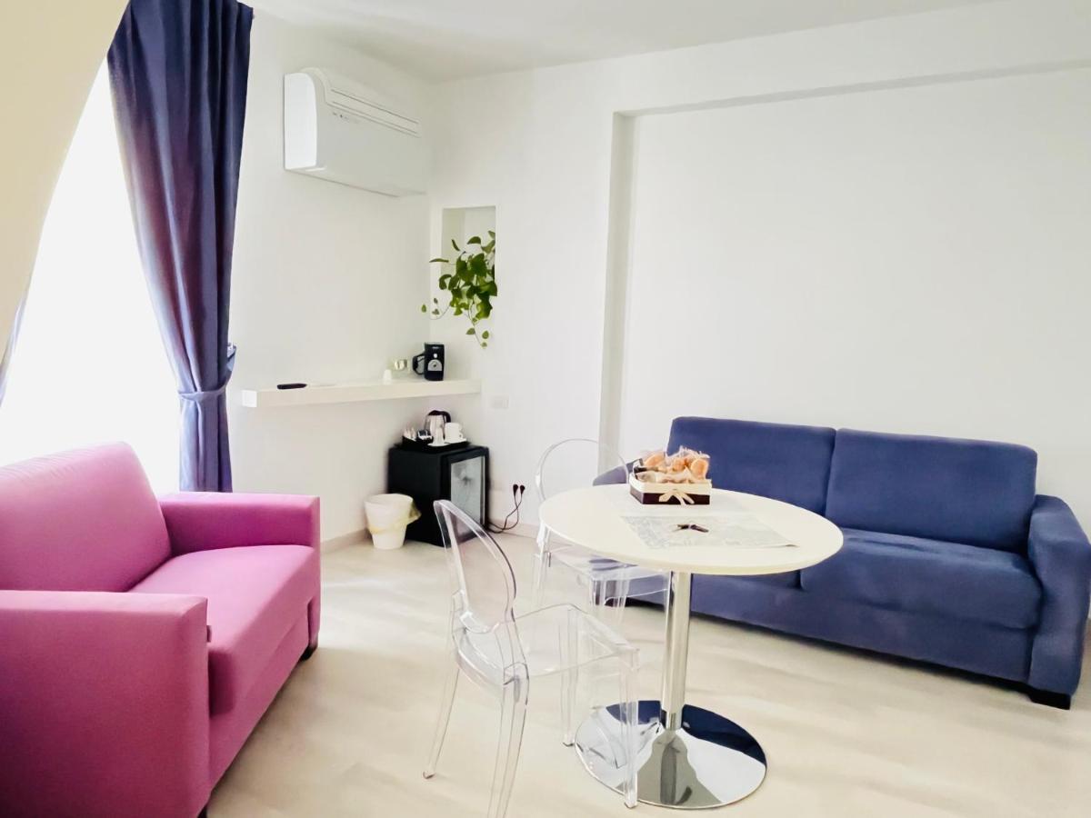 Il Giramondo Suite&Room Self Check-In มาเตรา ภายนอก รูปภาพ