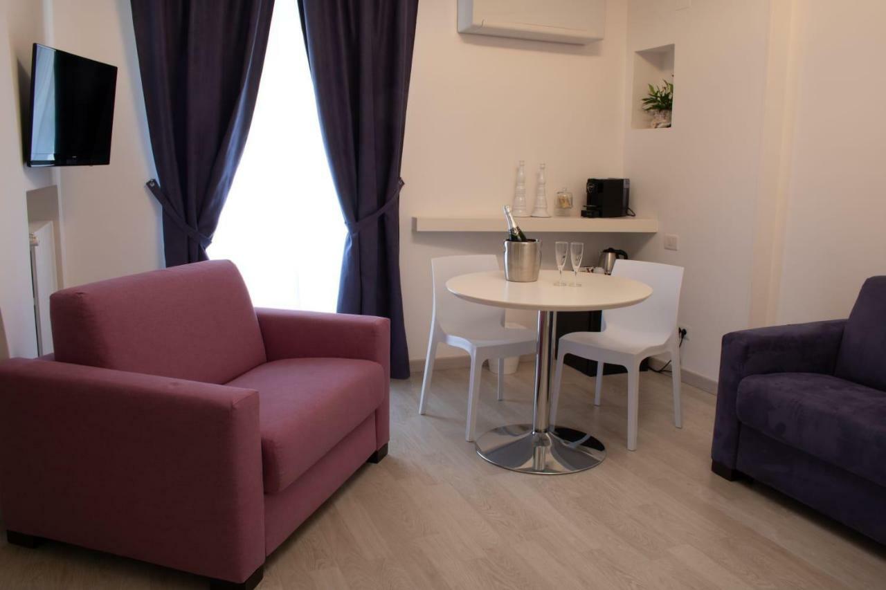 Il Giramondo Suite&Room Self Check-In มาเตรา ภายนอก รูปภาพ